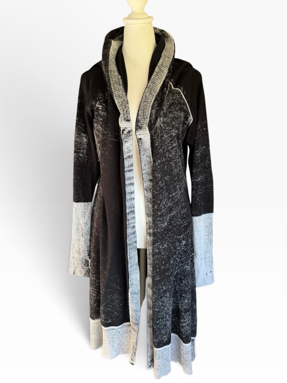 Blanc Noir Long Cardigan Sweater Black White Gray 100% Cotton Size M